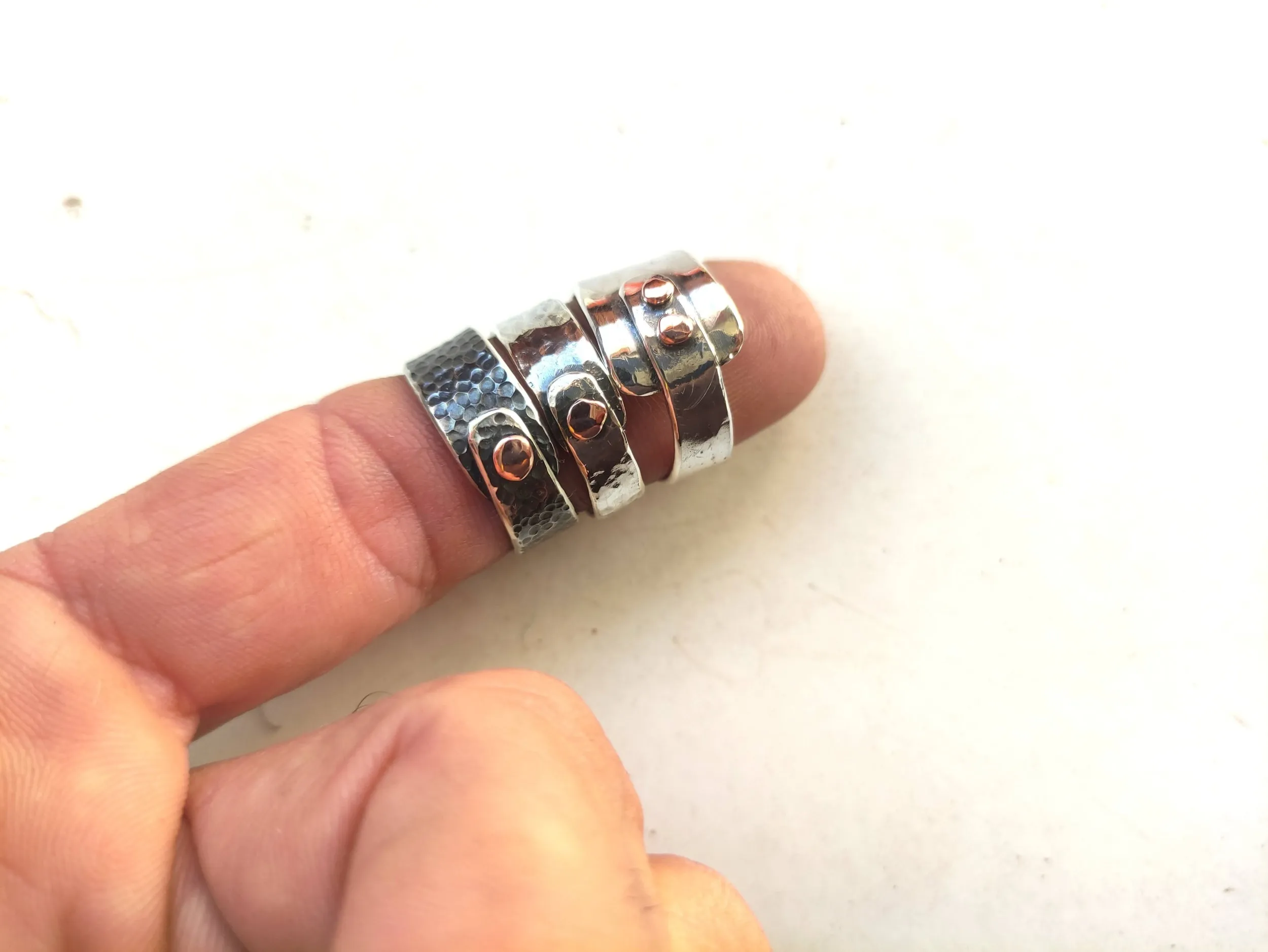 Anillo de Plata y Cobre para Hombre y para Mujer | Plata Vieja y Textura Rústica | Hecho a medida