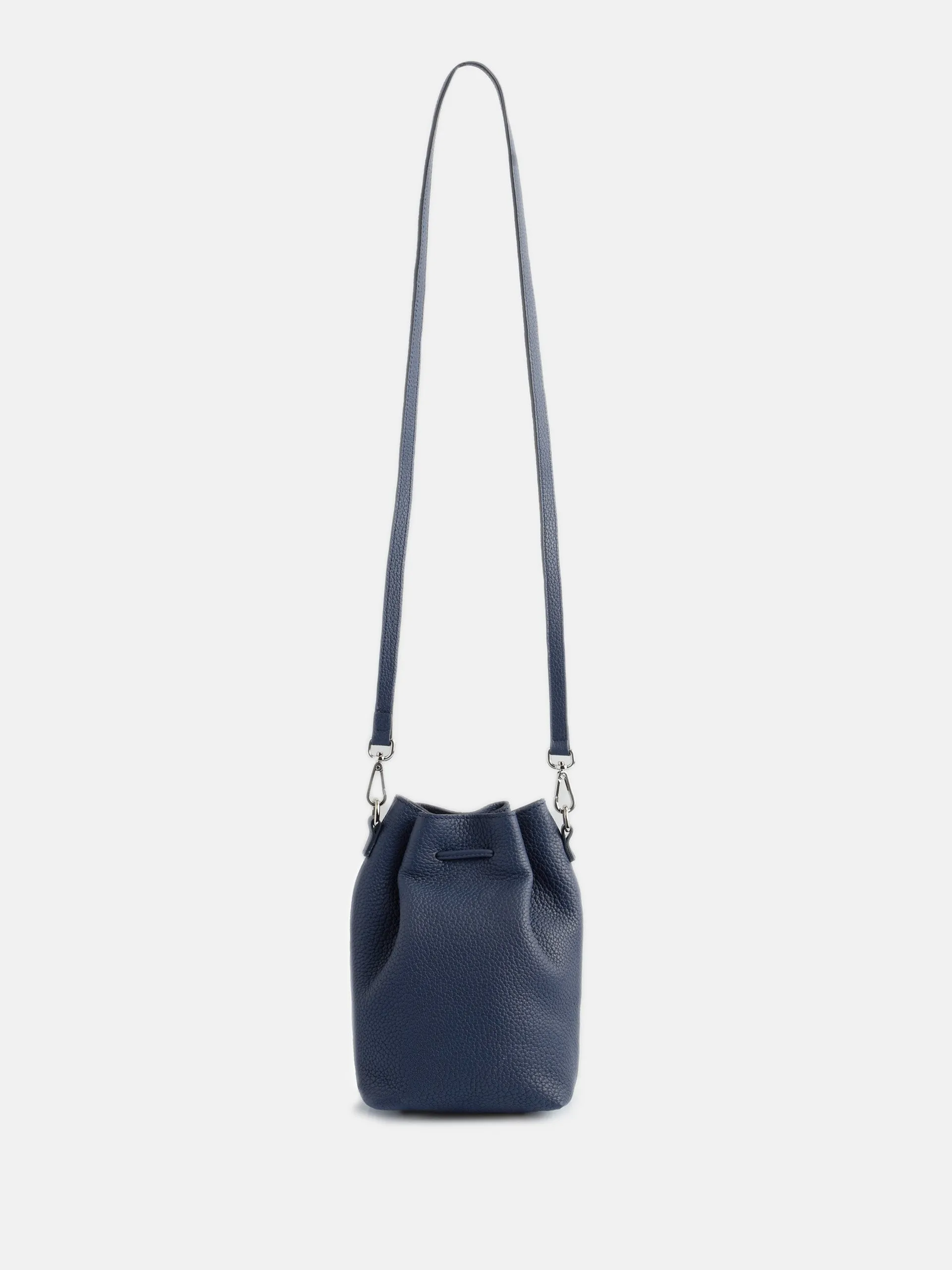 Bolso saco piel azul marino