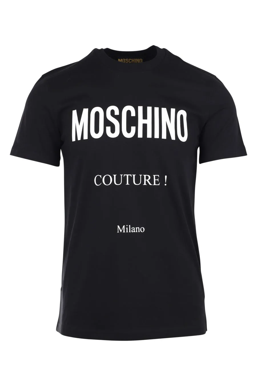 Camiseta negra con logo milano