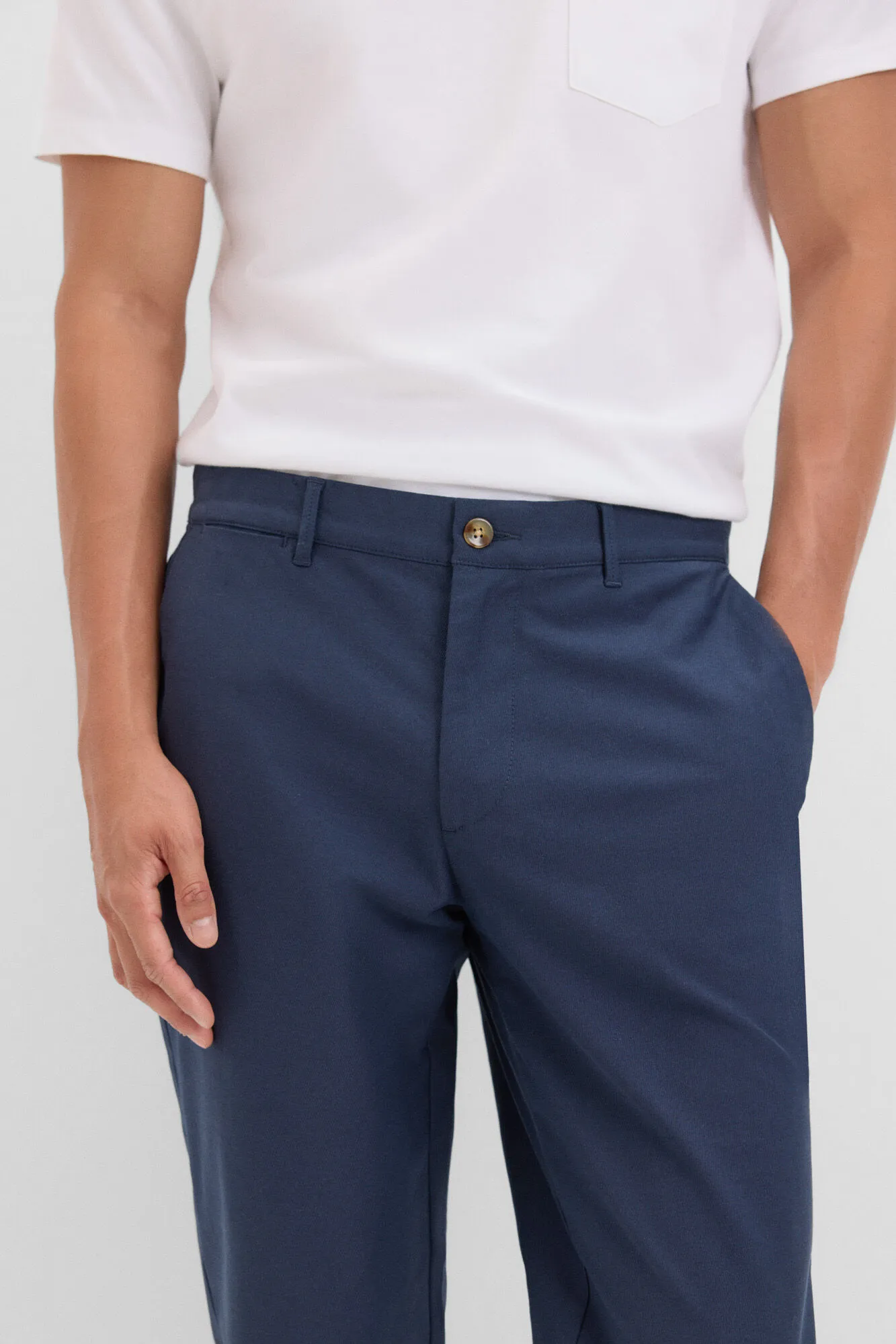 Cortefiel Pantalón chino confort regular fit