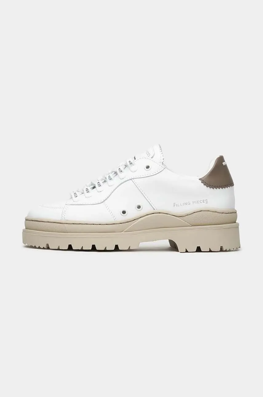 Filling Pieces Court Serrated