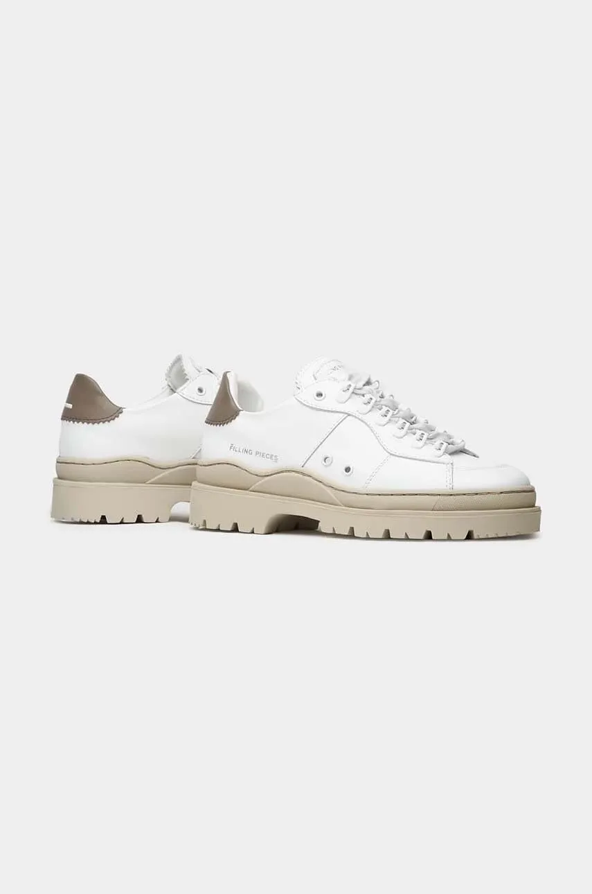 Filling Pieces Court Serrated