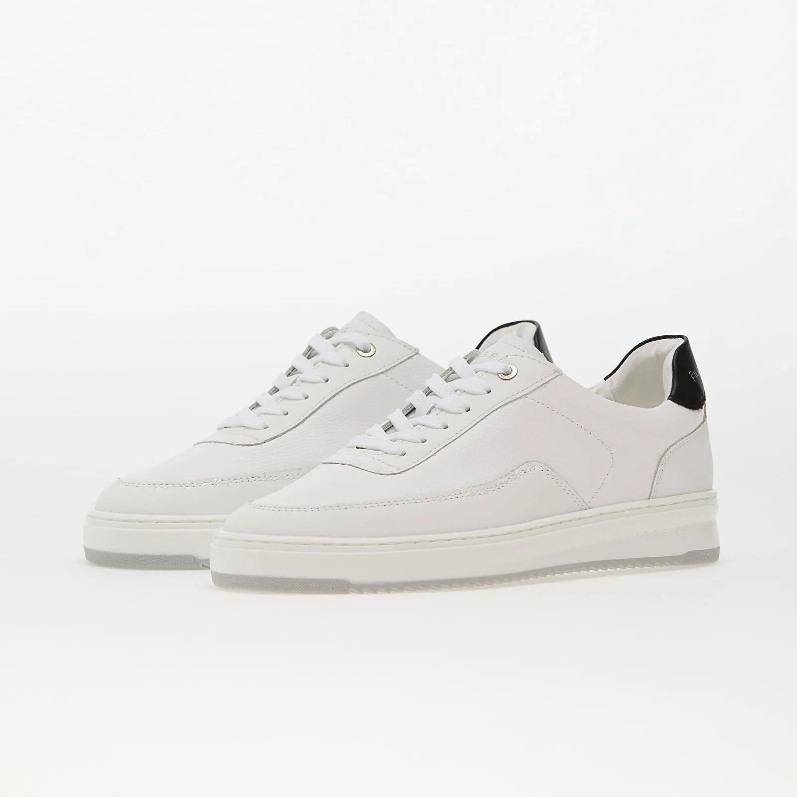 Filling Pieces Mondo Crumbs