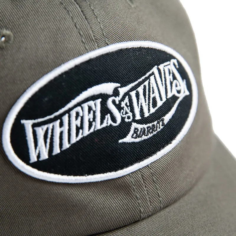 Gorra curva marrón snapback Commando WW14 de Wheels And Waves