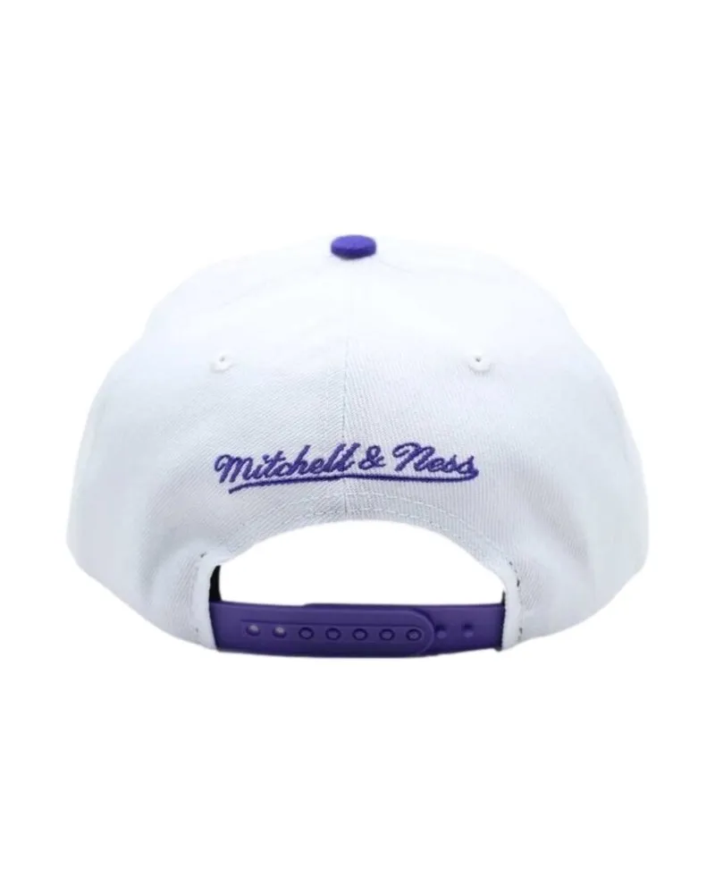 Gorra mitchell & ness blanca raptors fastime snapback