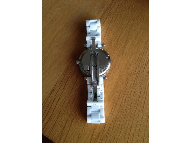 Guess Relojes finos Blanco 