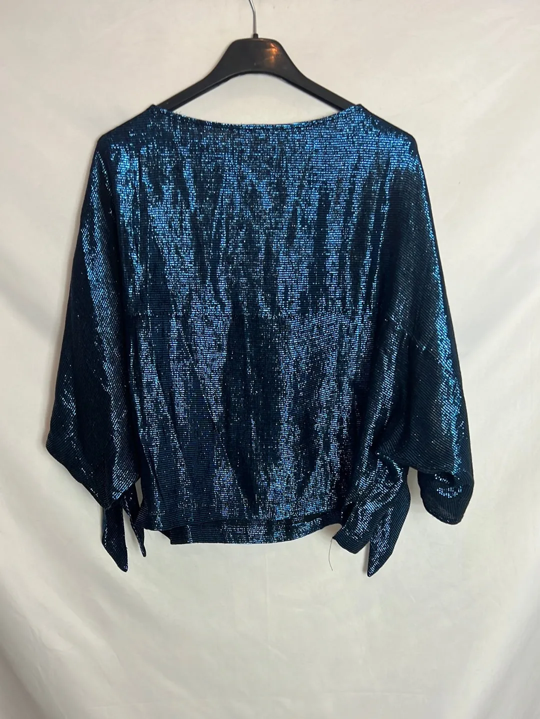 MASSCOB. Top azul brillo textura . T XS