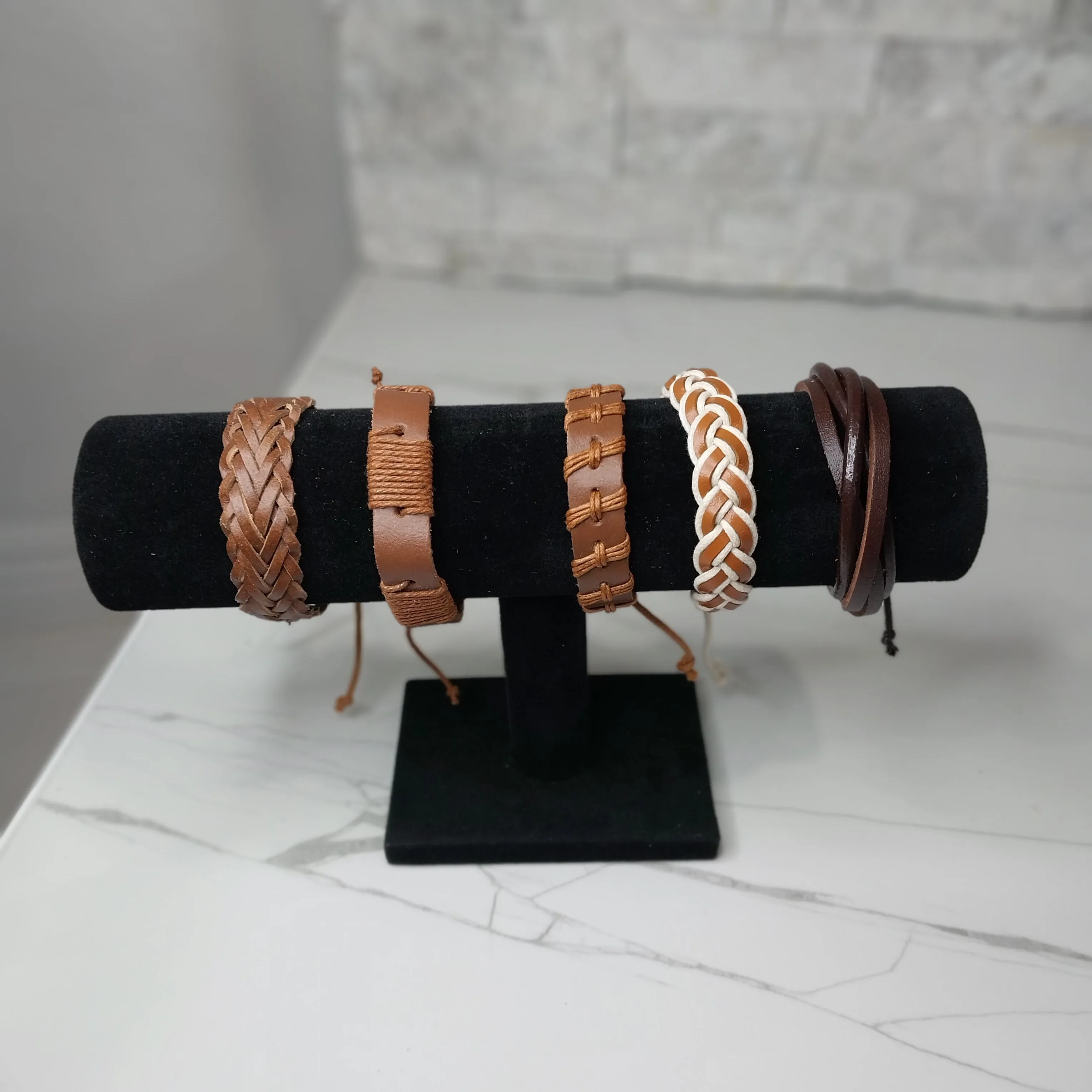 Pulseras para hombres o Mujeres Set BR0024-5 Leather Bracelets for Men or Women 5 Pieces Set