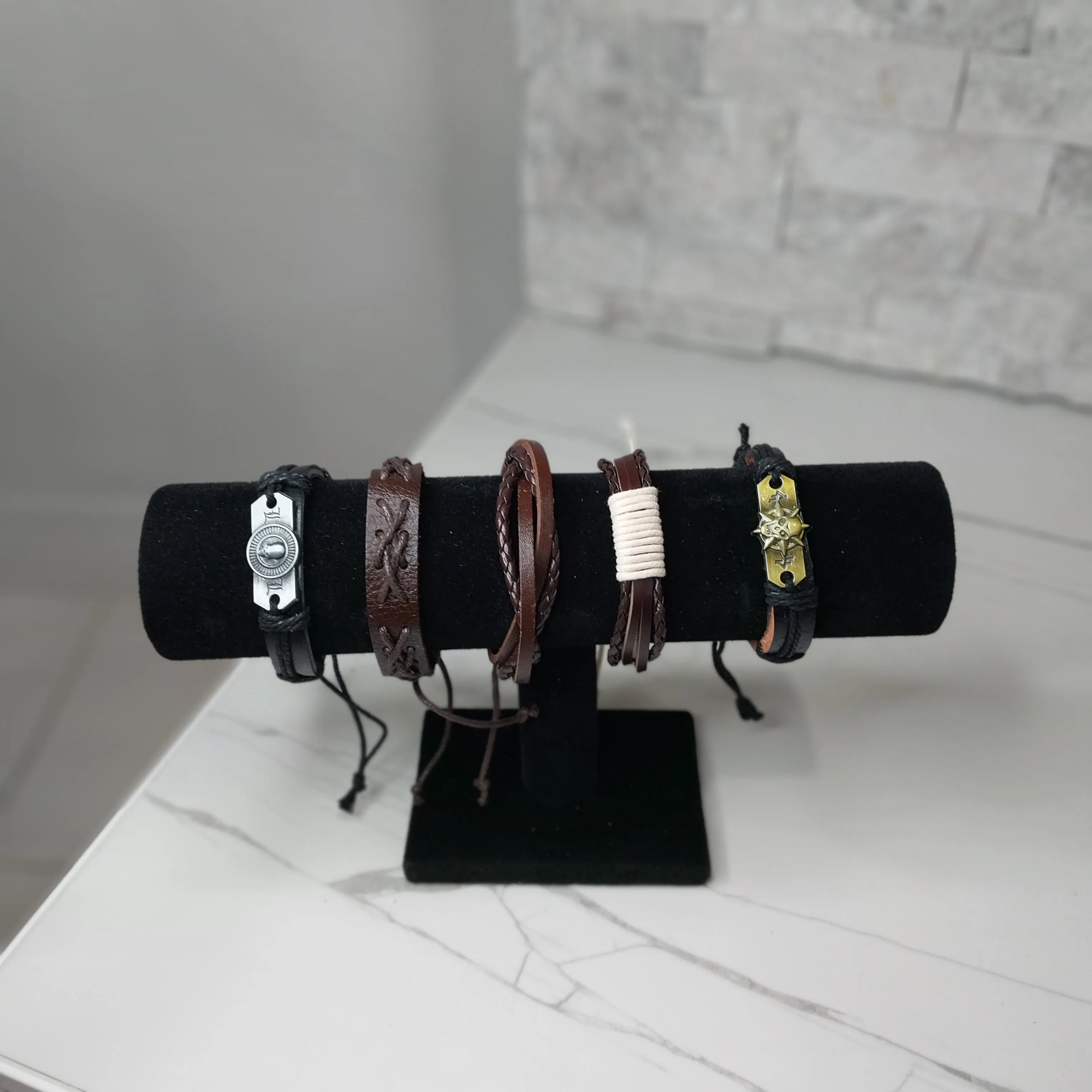 Pulseras para hombres o Mujeres Set BR0039-5 Leather Bracelets for Men or Women 5 Pieces Set