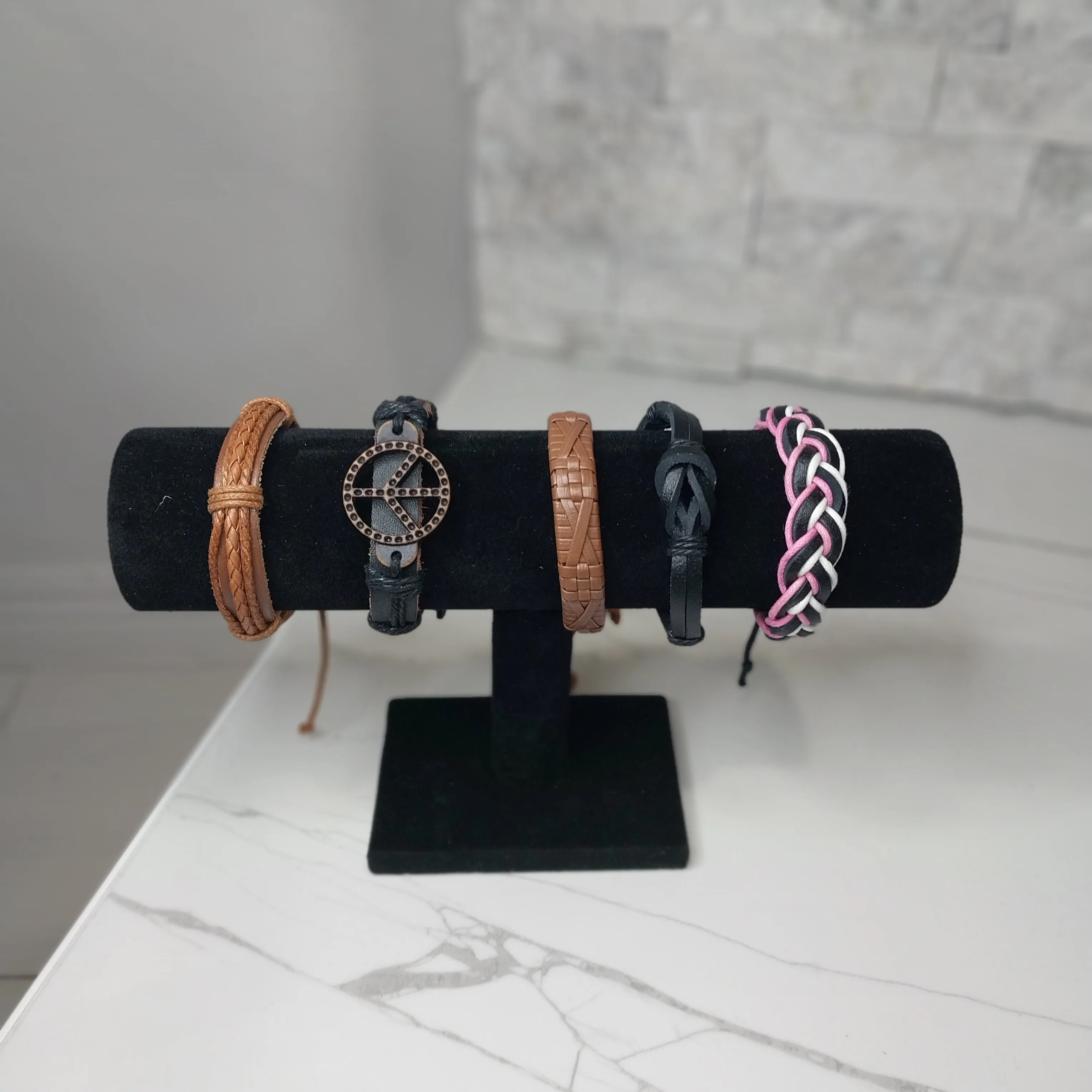 Pulseras para hombres o Mujeres Set BR0043-5 Leather Bracelets for Men or Women 5 Pieces Set