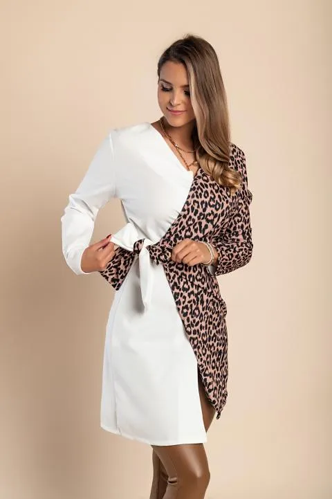 TÚNICA ELEGANTE CON ESTAMPADO DE LEOPARDO Y CINTAS PARA ANUDAR EN LA CINTURA KEELY, BLANCA