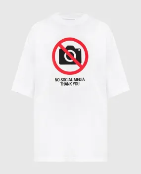 Vetements White t-shirt with No social media print