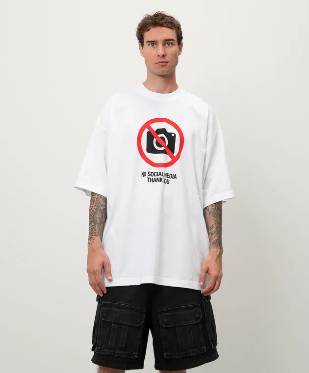 Vetements White t-shirt with No social media print